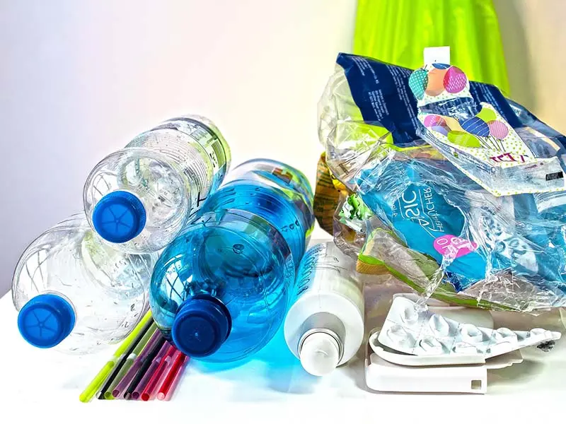 descarte de plastico - Cómo deshacerse del plástico sin contaminar
