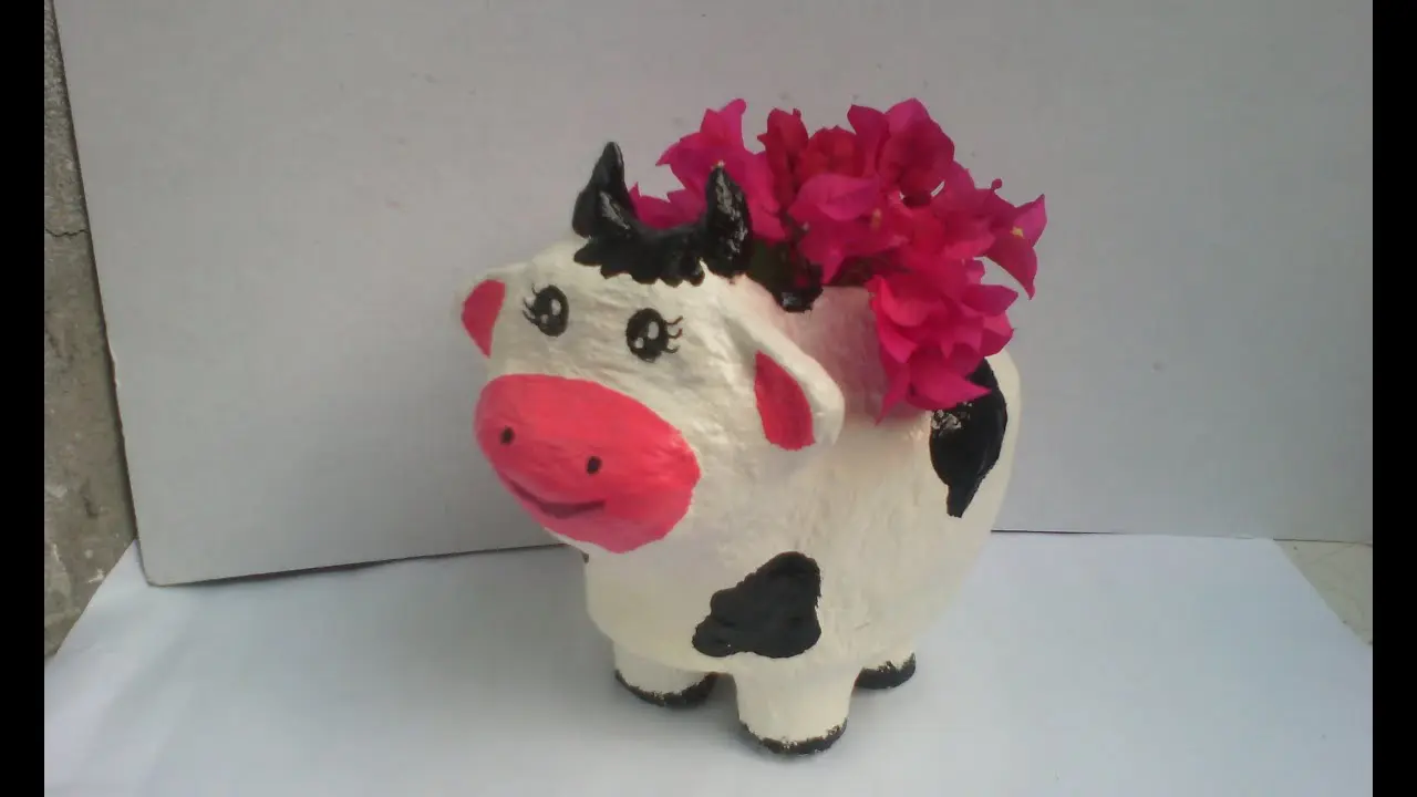 Cómo hacer una vaca con botellas de plástico reciclables - Cómo hacer una vaca en botella reciclable como hacer una vaca con botellas de plastico - Cómo hacer una vaca en botella reciclable