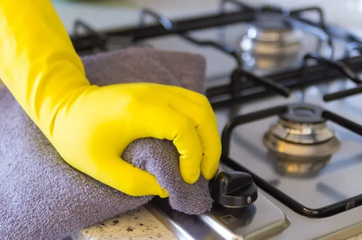 como limpiar las perillas de plastico de la cocina - Cómo limpiar las manijas de los muebles de cocina
