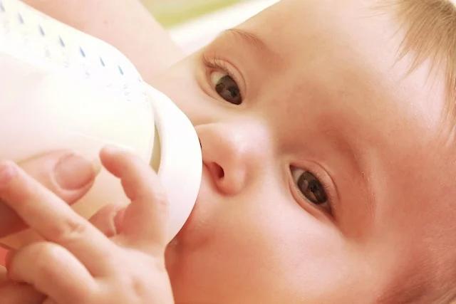 como lavar mamaderas de plastico - Cómo limpiar mamaderas con bicarbonato