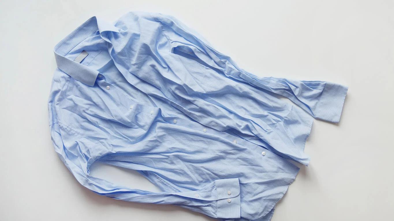como desarrugar una lona de plastico - Cómo quitarle lo arrugado a la ropa sin plancha