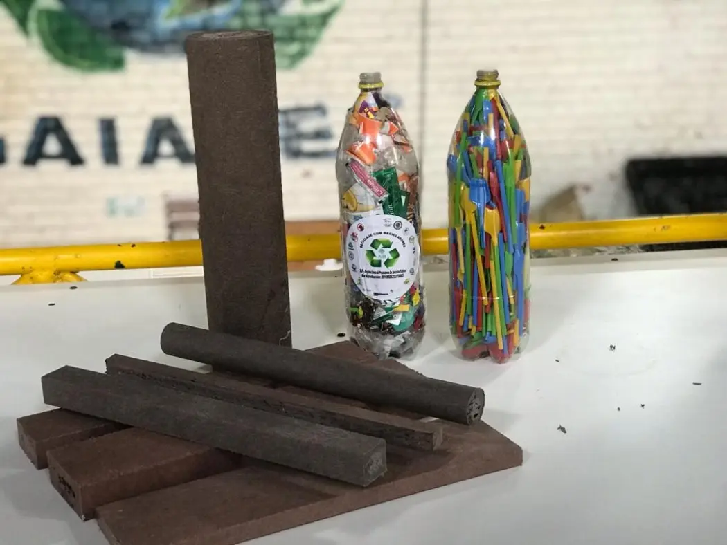 como hacer madera de plastico - Cómo se llama el material que parece madera pero es plástico