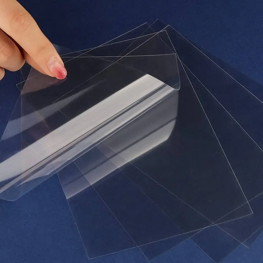 hoja transparente de material plastico - Cómo se llama la lámina de plástico transparente