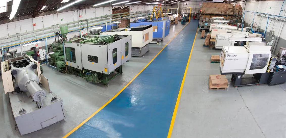 empresa de moldes de plastico - Cómo se llaman los que hacen moldes