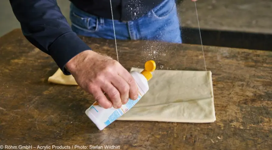 limpiar acrilico manchado - Cómo se quitan las manchas de la tela acrílica