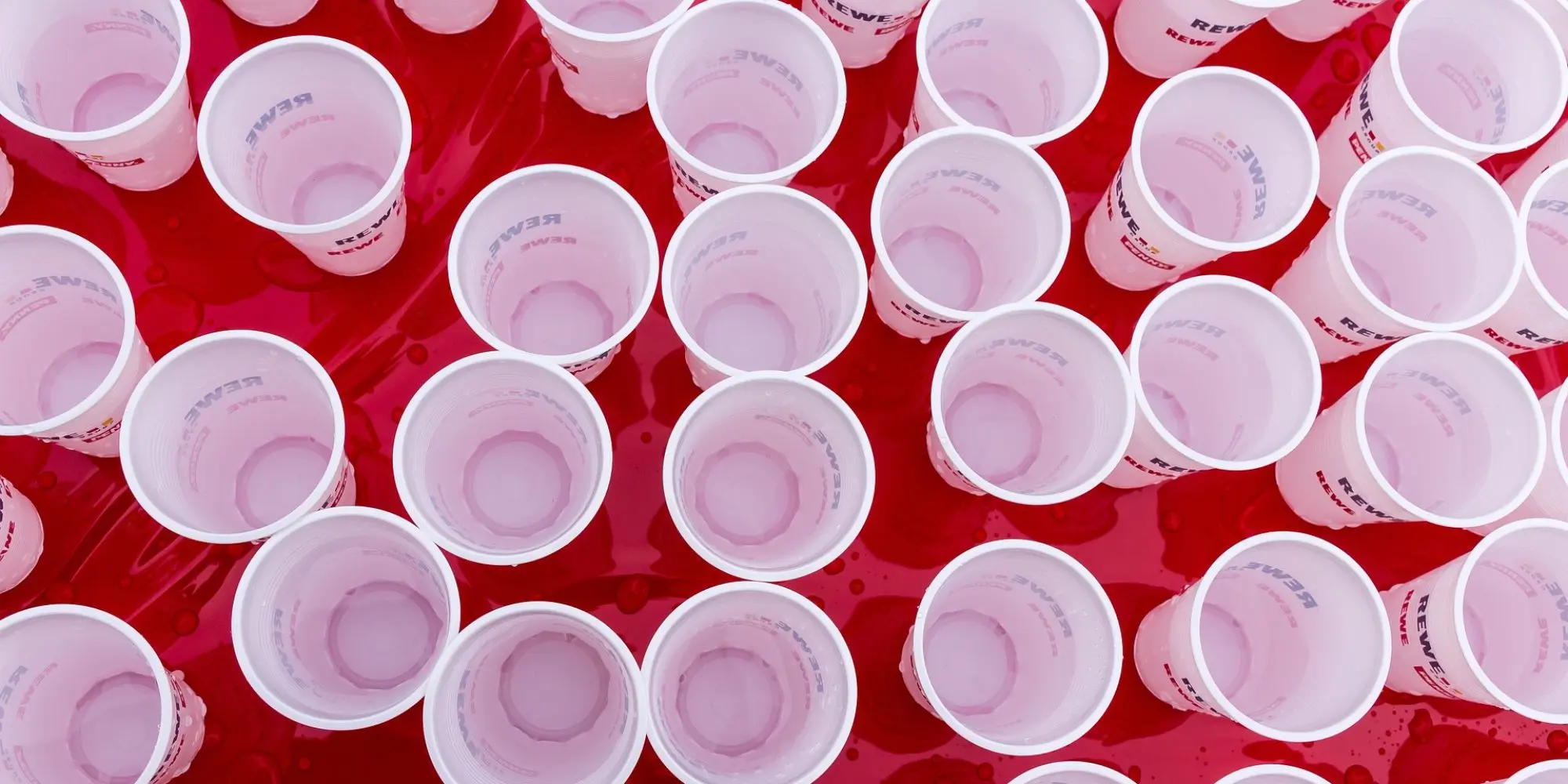 Origen del vaso de plástico - Cuál es el origen de los vasos origen del vaso de plastico - Cuál es el origen de los vasos