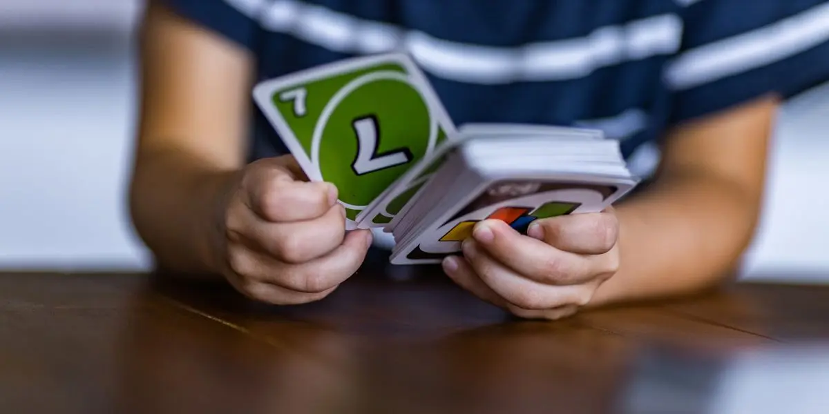 cartas de uno plastificadas