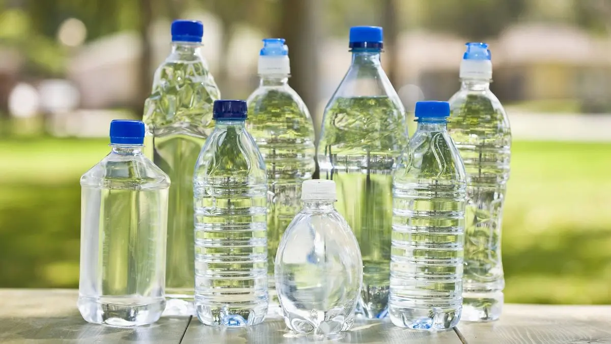 botellaa de plastico - Cuáles son las propiedades de una botella de plástico