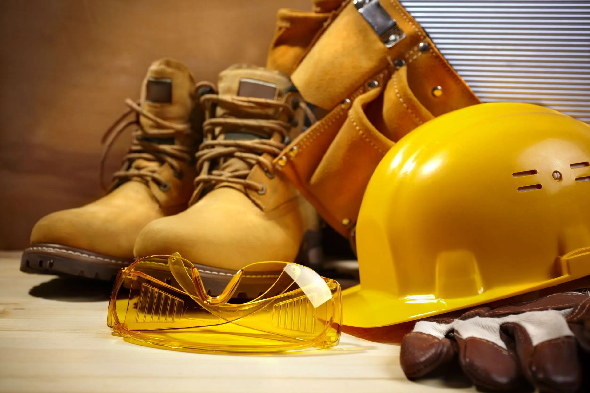 Botines de trabajo con puntera de plástico o sin puntera: ¿Cuál es la mejor opción? - Cuánto aguanta la puntera de una bota de seguridad botines de trabajo con puntera de plastico o sin puntero - Cuánto aguanta la puntera de una bota de seguridad
