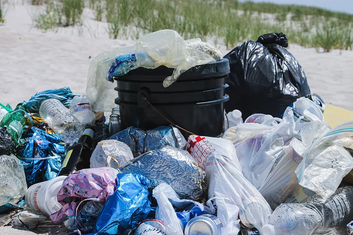 bolsas de plastico contaminando - Cuánto contaminan las fundas plasticas