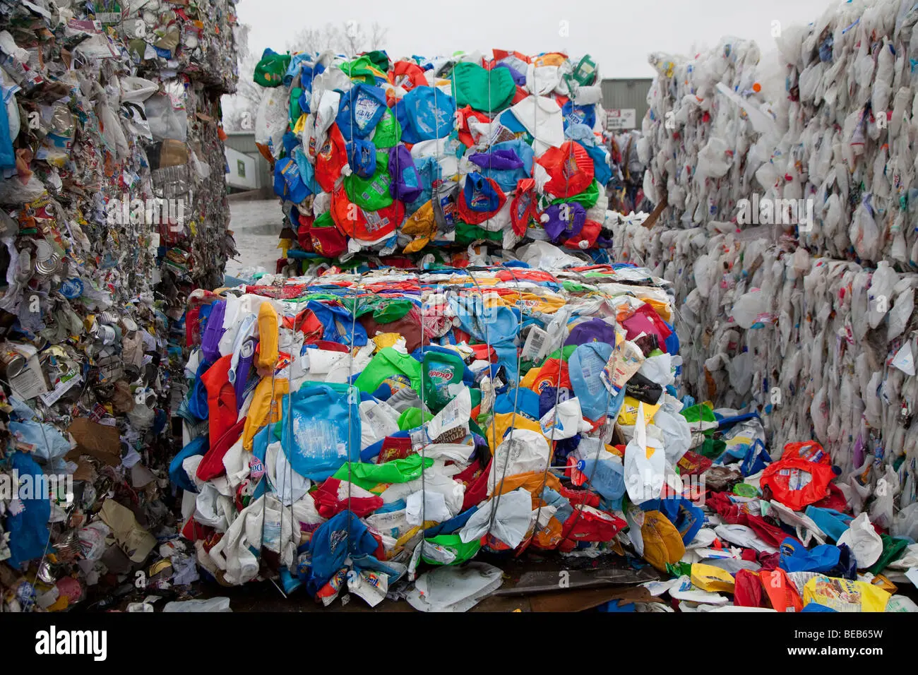 fardo de plastico - Cuánto pesa el fardo de botellas de plástico