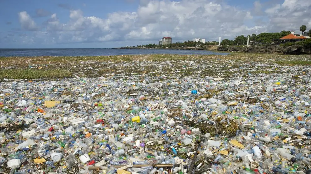 España y el problema del plástico: ¿Cuánto produce y cómo va el reciclaje? - Cuánto plástico produce España españa plastico - Cuánto plástico produce España