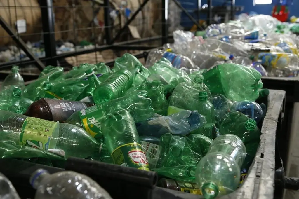 reciclaje acrilico en cordoba - Dónde tirar plástico en Córdoba