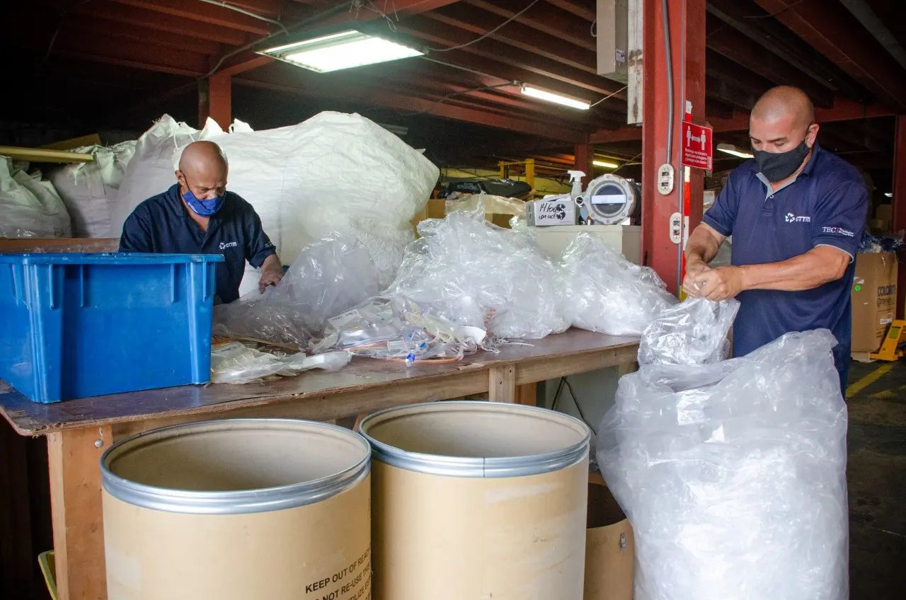 AC-Tec Plástico en San Jus: Expertos en Policarbonatos, Plásticos y Acrílicos - Qué es la carrera de plásticos ac-tec plastico en san jus - Qué es la carrera de plásticos