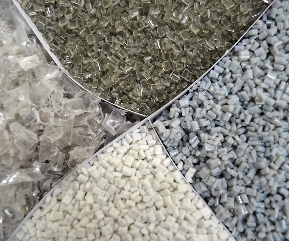 fibra textil de plastico reciclado - Qué es la fibra de PET