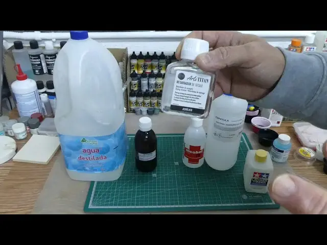 Disolvente acrílico: ¿para qué sirve? - Qué función tiene el disolvente en la pintura disolvente acrilico para que sirve - Qué función tiene el disolvente en la pintura