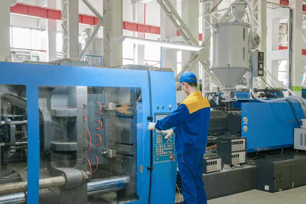 Inyección de plástico: una técnica de transformación de polímeros - Qué hace un técnico de inyección de plásticos inyeccion de plastico - Qué hace un técnico de inyección de plásticos