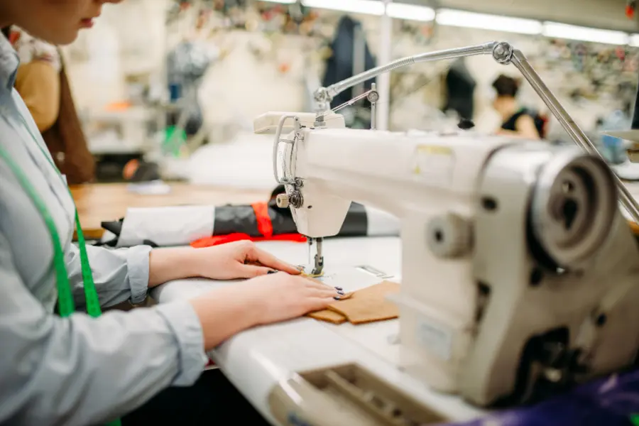 como coser plastico con maquina de coser - Qué hilo se usa para coser vinil