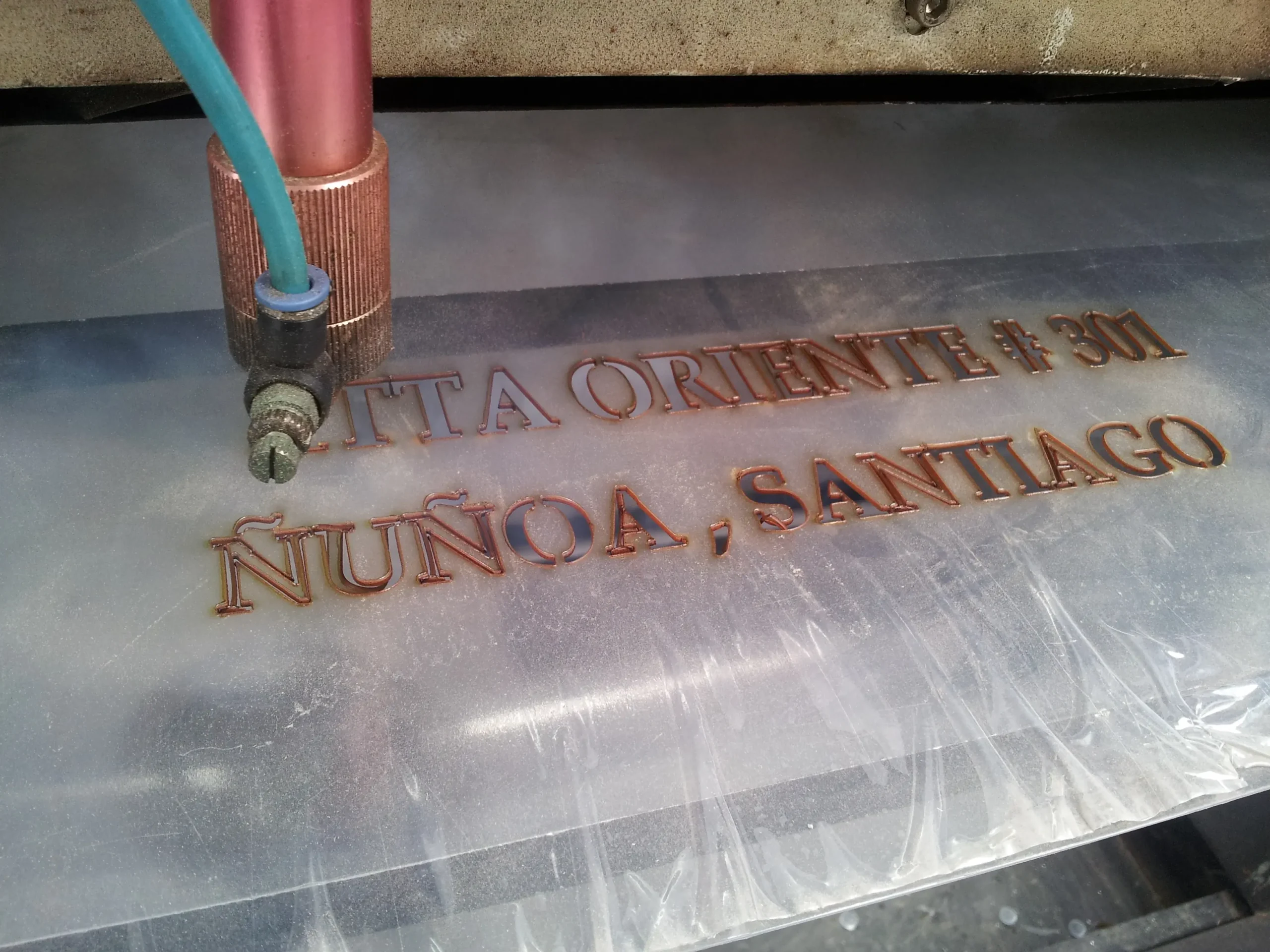 Cortar policarbonato con láser: una forma precisa y eficiente de trabajar este material - Qué materiales no se pueden cortar a láser cortar policarbonato con laser - Qué materiales no se pueden cortar a láser