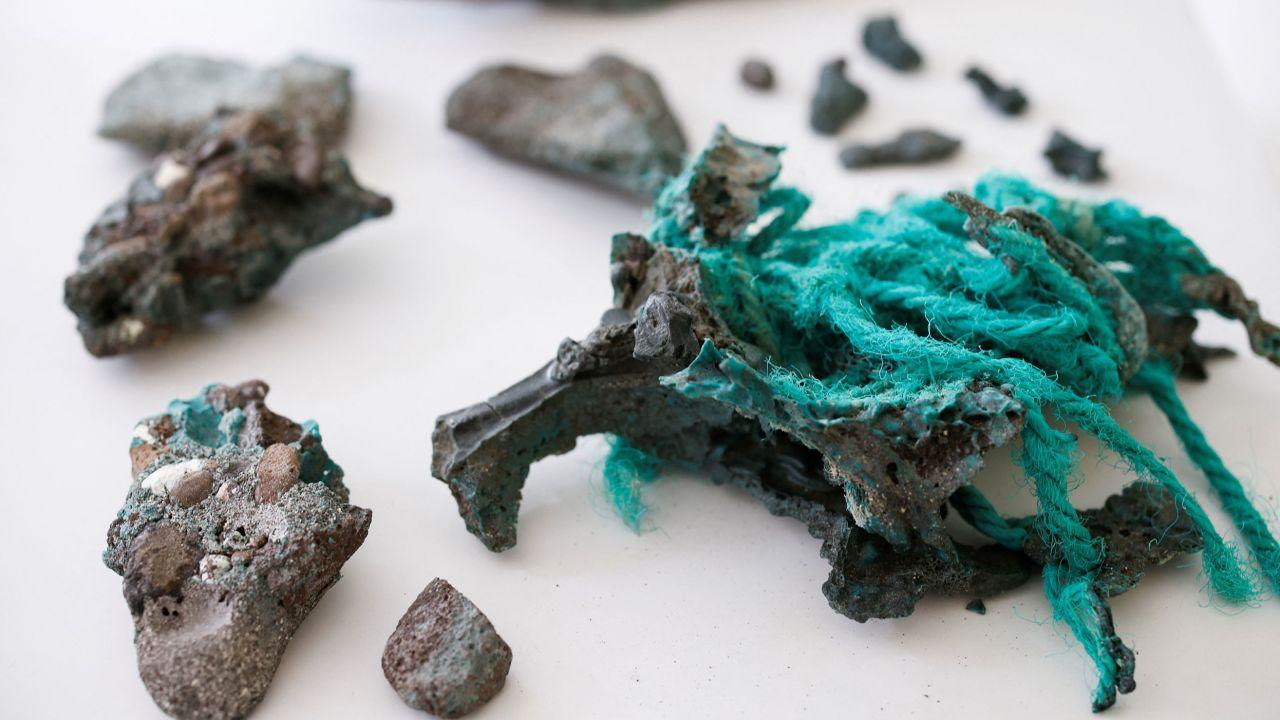 roca de plastico - Qué son las rocas de plástico