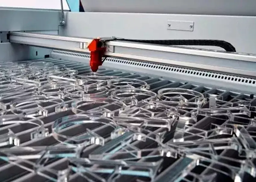 Corte de policarbonato compacto con láser: precisión y versatilidad - Se puede marcar con láser policarbonato corte policarbonato compacto laser - Se puede marcar con láser policarbonato